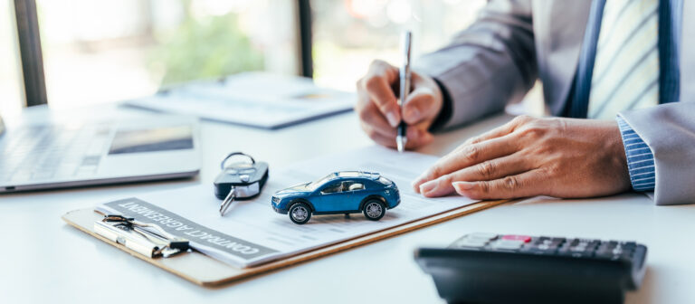 This is a picture for a blog about deciding on a car insurance company.